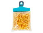 Saco de massa fusilli Jes Collection® com clipe de vedação turquesa.