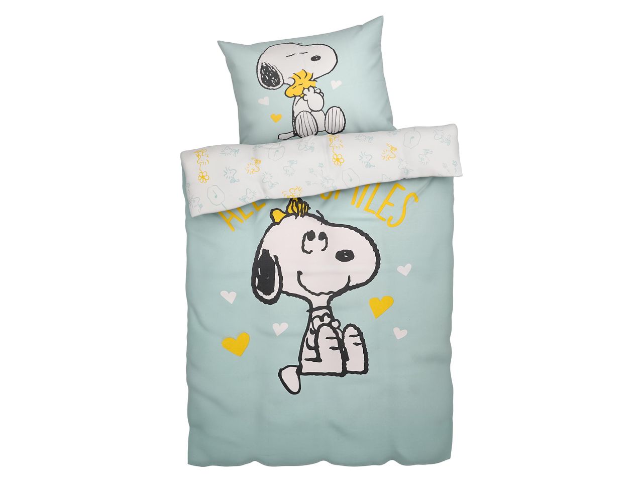 Snoopy ágynemű garnitúra, világoskék alapon, sárga szívecskékkel.