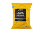 Yellow bag of hand-cooked potato crisps, mature cheddar & red onion flavor, 150g.
