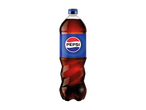 Garrafa de Refrigerante com Gás Regular Pepsi em fundo preto.