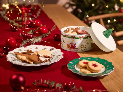 Ünnepi tányérkészlet / kekszes doboz