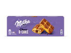 Paarse verpakking met chocoladecakejes, waarvan één opengebroken met een chocoladevulling.