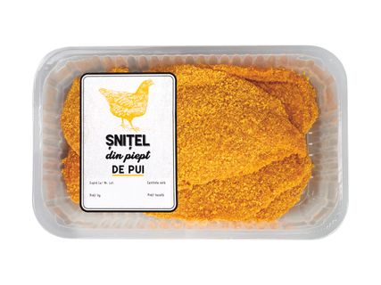 Şniţele de pui pane, ambalate la plastic.
