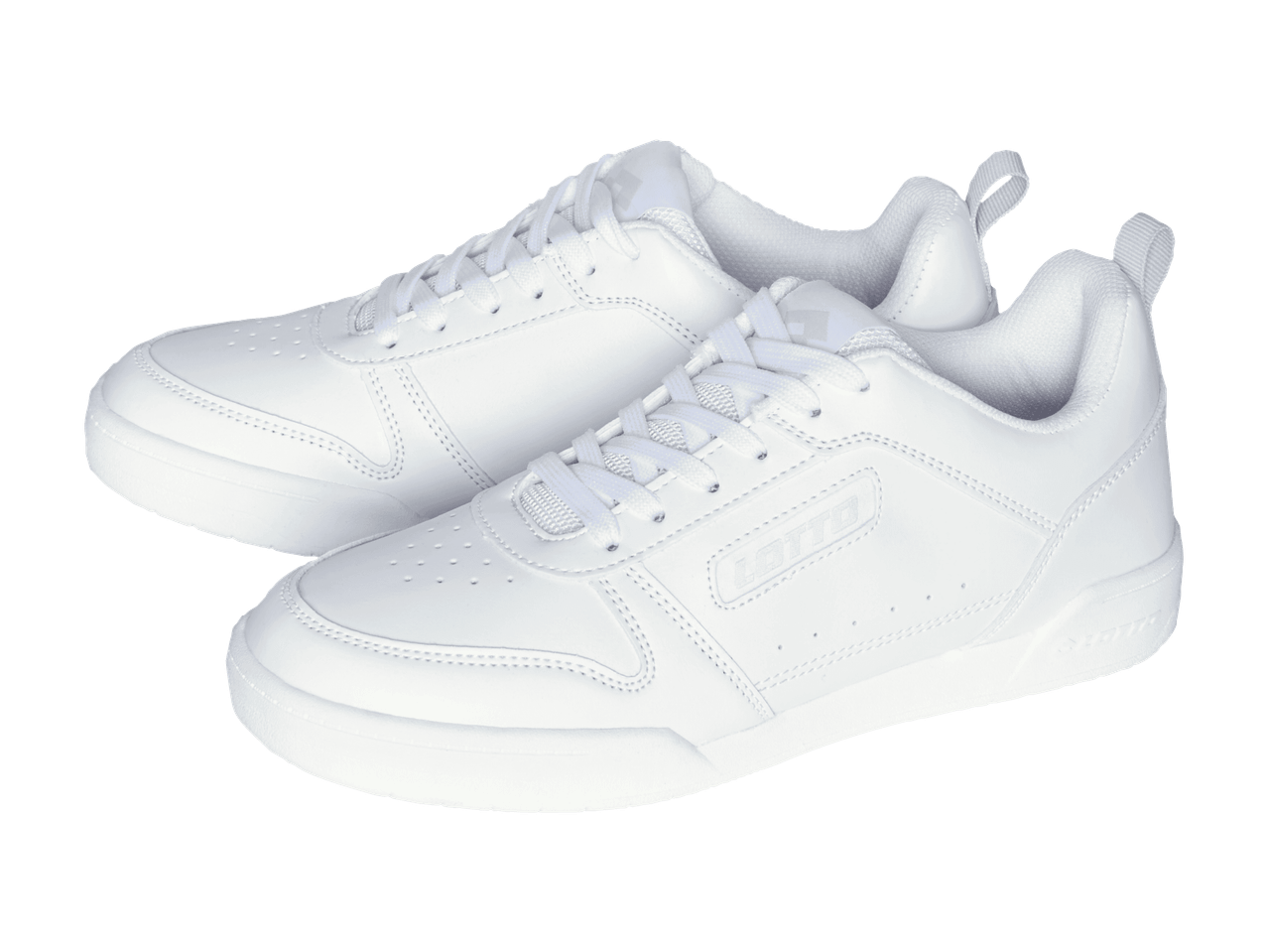 Zwei weiße Herren-Sneaker mit Schnürsenkeln und dicken Sohlen.