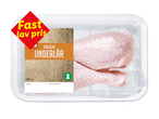 Pakke med kalkununderlår med et rødt skilt, der proklamerer 'Fast lav pris'.