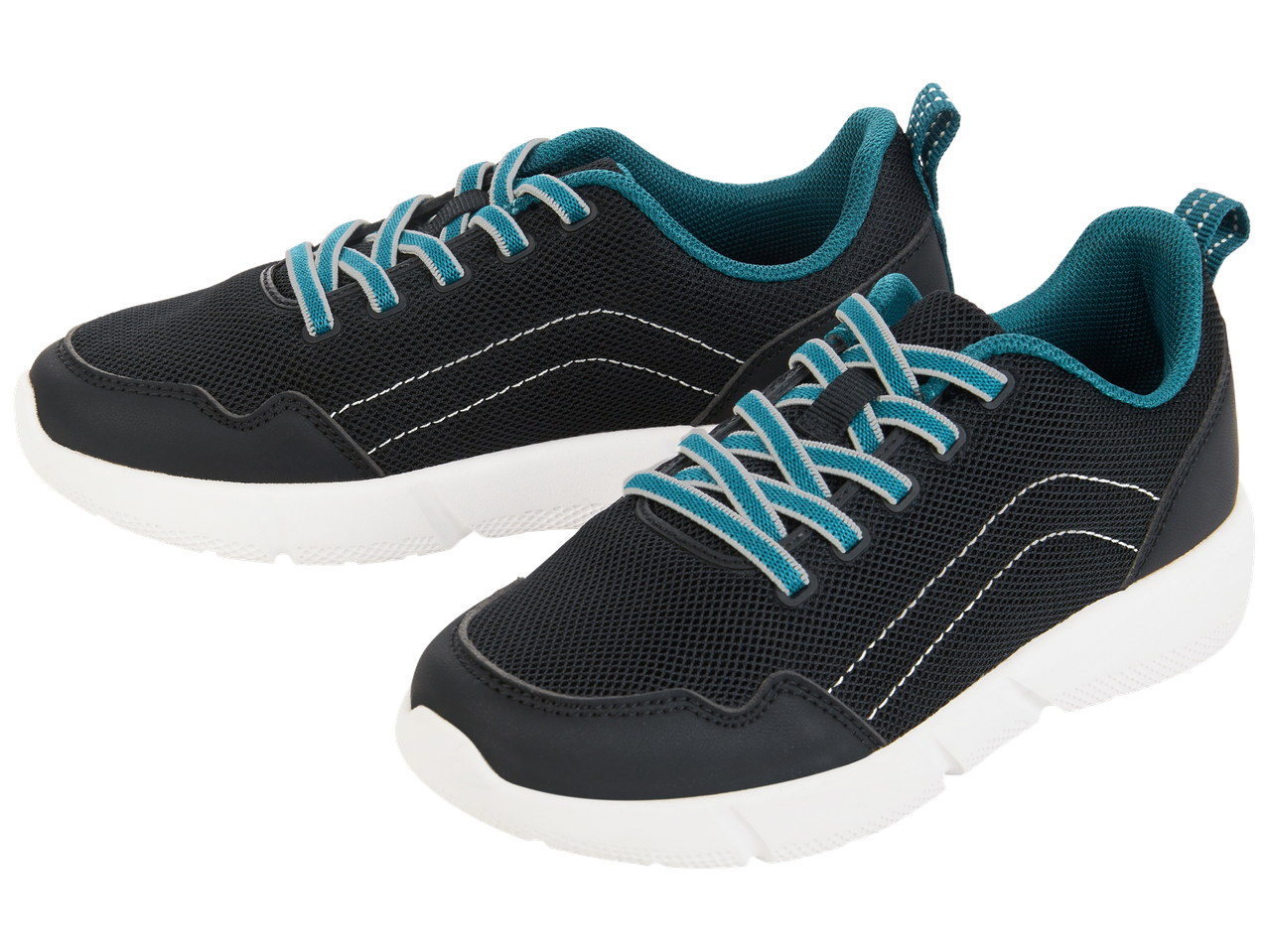 Deux baskets de sport noires avec des lacets et des détails turquoise.