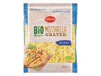 Milbona biologische geraspte mozzarella kaasverpakking met een pizza ernaast.