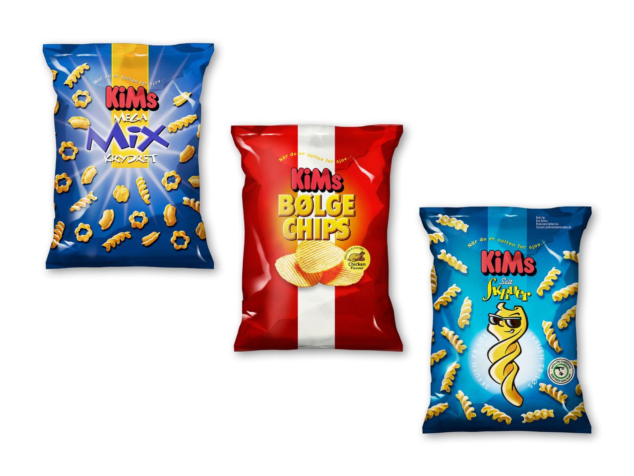 Tre poser chips: en blå med blandede snacks, en rød med bølgechips og en lyseblå med skruechips.