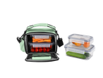 Lancheira Silvercrest® com recipientes de comida cheios de vegetais.