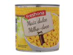 Uma lata de milho doce Freshona com um rótulo em espanhol e português.