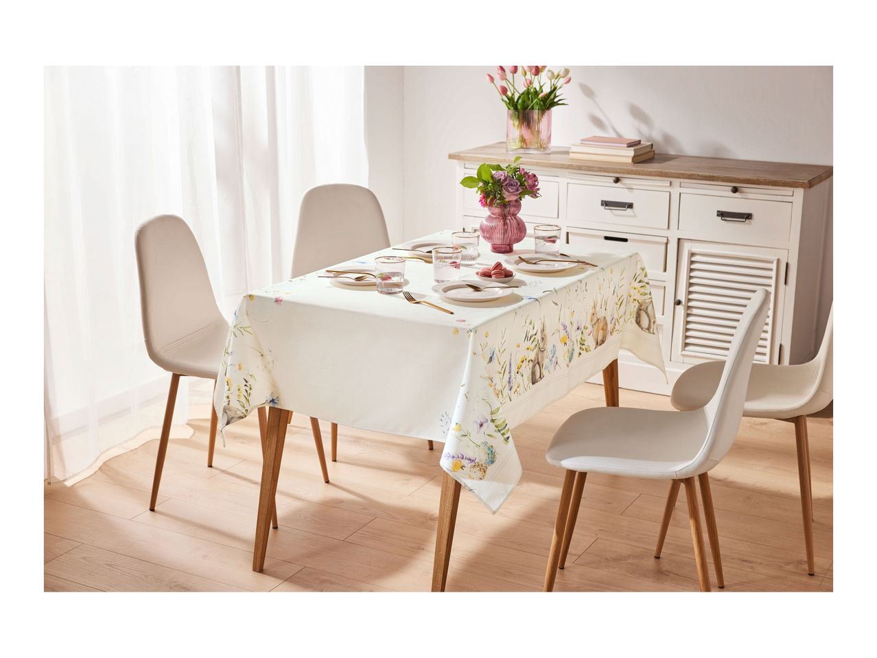 Go to full screen view: Livarno Home Tablecloth - Image 4