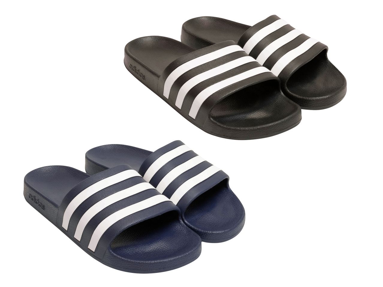 Zwei Paar Badesandalen, ein Paar in Schwarz und ein Paar in Dunkelblau, beide mit weißen Streifen.