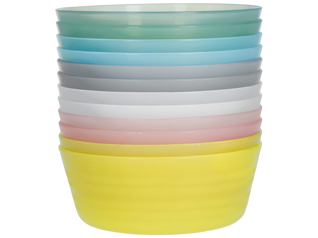 Pile de bols colorés en plastique, incluant des couleurs pastel comme le jaune, le rose, le blanc, le gris, le bleu et le vert.
