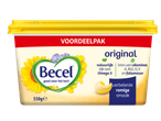 Een kuipje margarine met een geel deksel, met de tekst 'VOORDEELPAK' en 'original'.