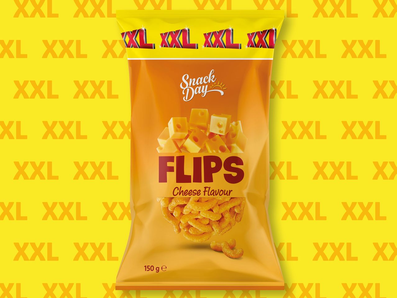 Опаковката на чипсове FLIPS с вкус на сирене от Snack Day е показана на жълт фон.