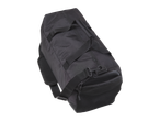 Saco CRIVIT Padelschläger em preto, vista angular mostrando bolso de malha e alça.