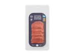 Pakke med let røget laksesashimi, 80g, med ernæringsoplysninger og GGN-certificering.