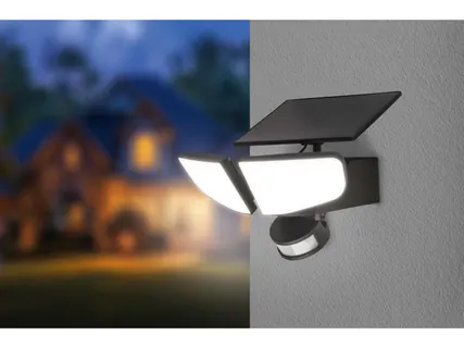 Napelemes LED-reflektor