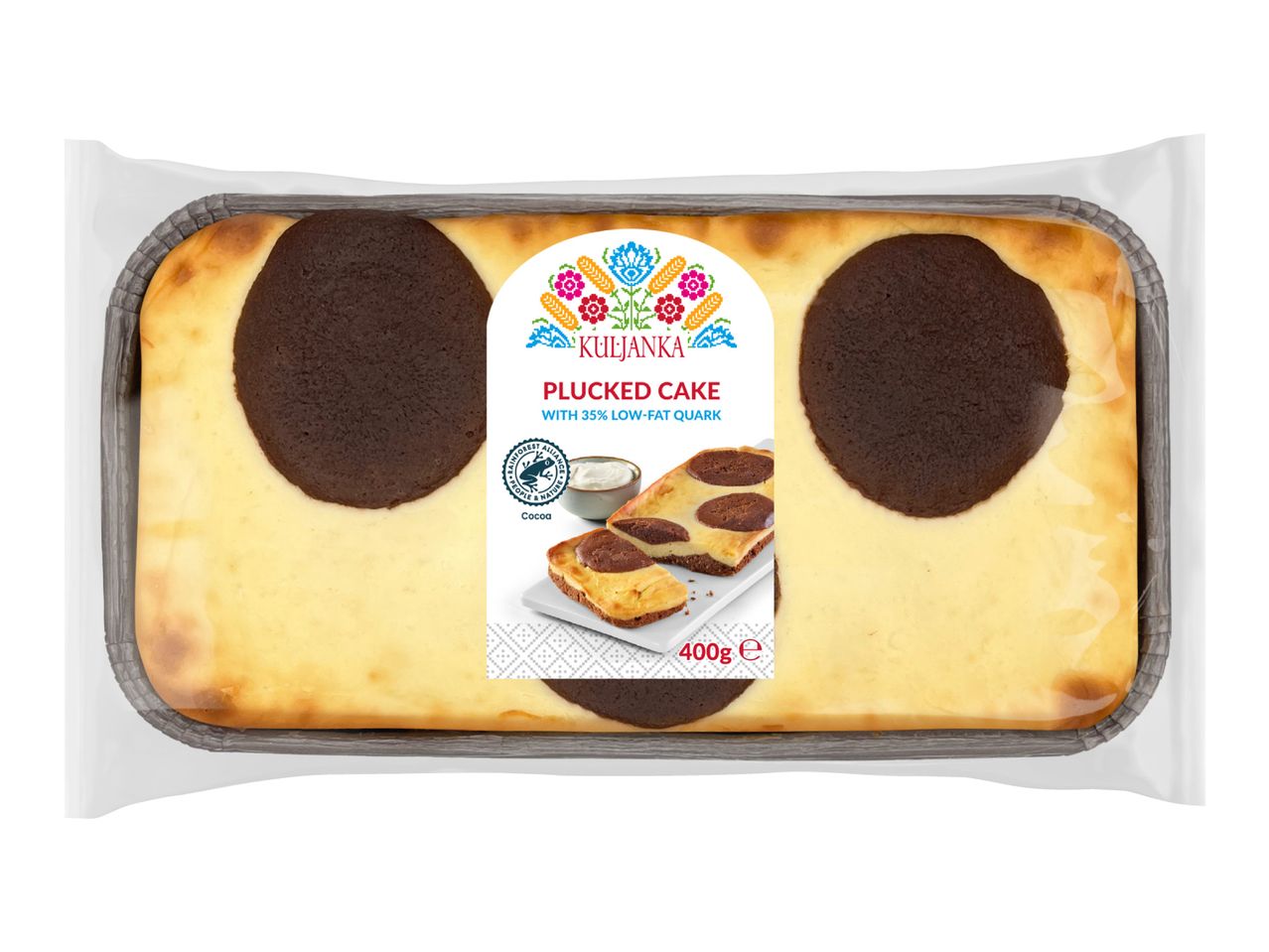 Plucked cake with 35% low-fat quark, cocoa, and a folk-art inspired label, 400g.