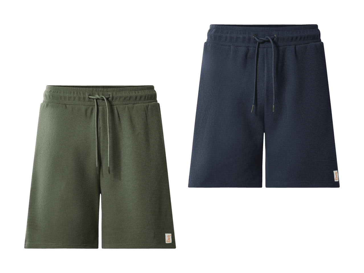 Deux shorts gaufrés pour hommes, un vert olive et un bleu marine.