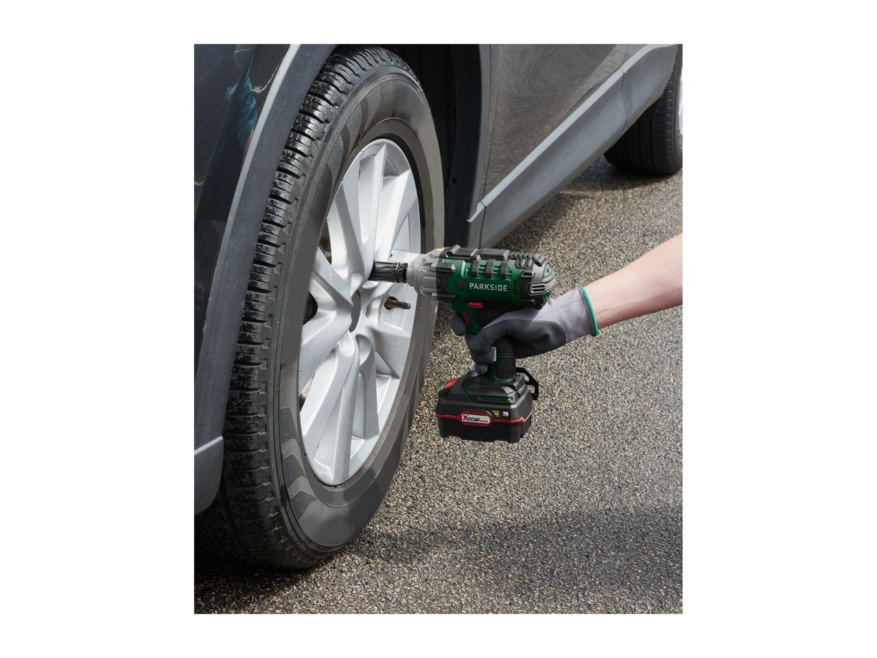 Go to full screen view: Parkside 20V Cordless Vehicle Impact Wrench - Image 14