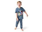 Dječak u pidžami Paw Patrol.