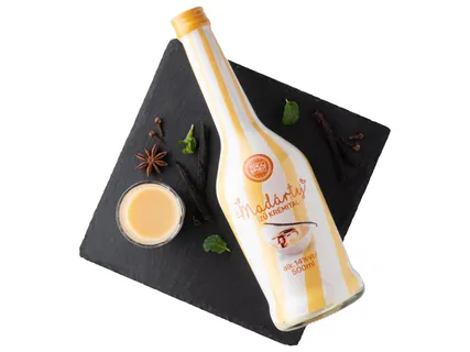 Madártejízű krémlikőr*