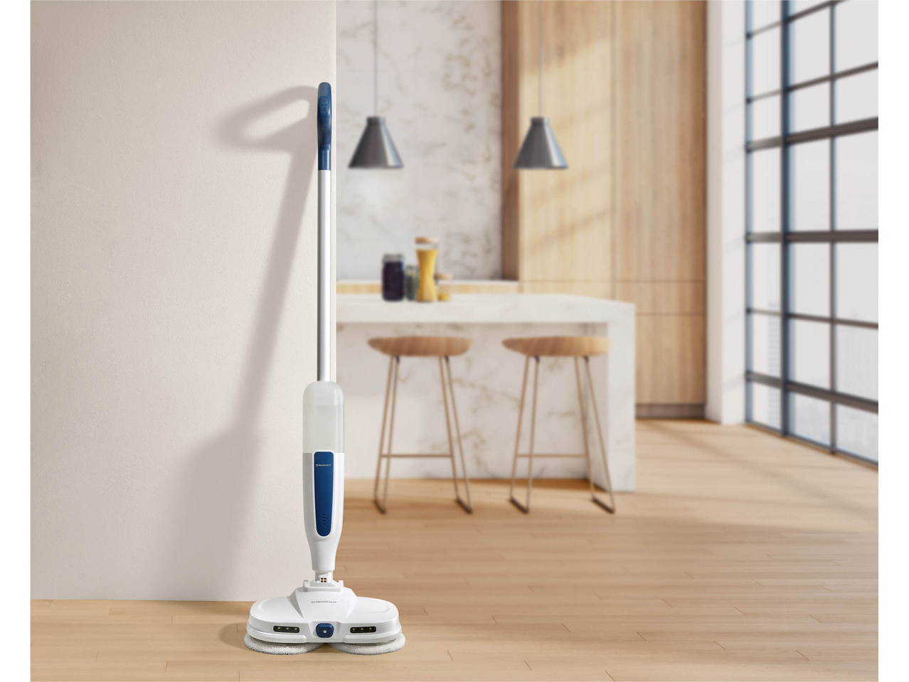 Lavapavimenti ricaricabile con spruzzatore