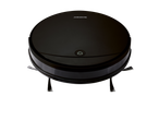 Aspirador robô Silvercrest preto com botão de energia iluminado.