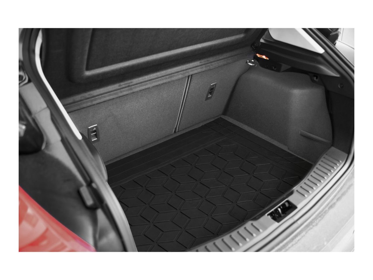 Go to full screen view: Ultimate Speed Car Boot Mat - Image 7