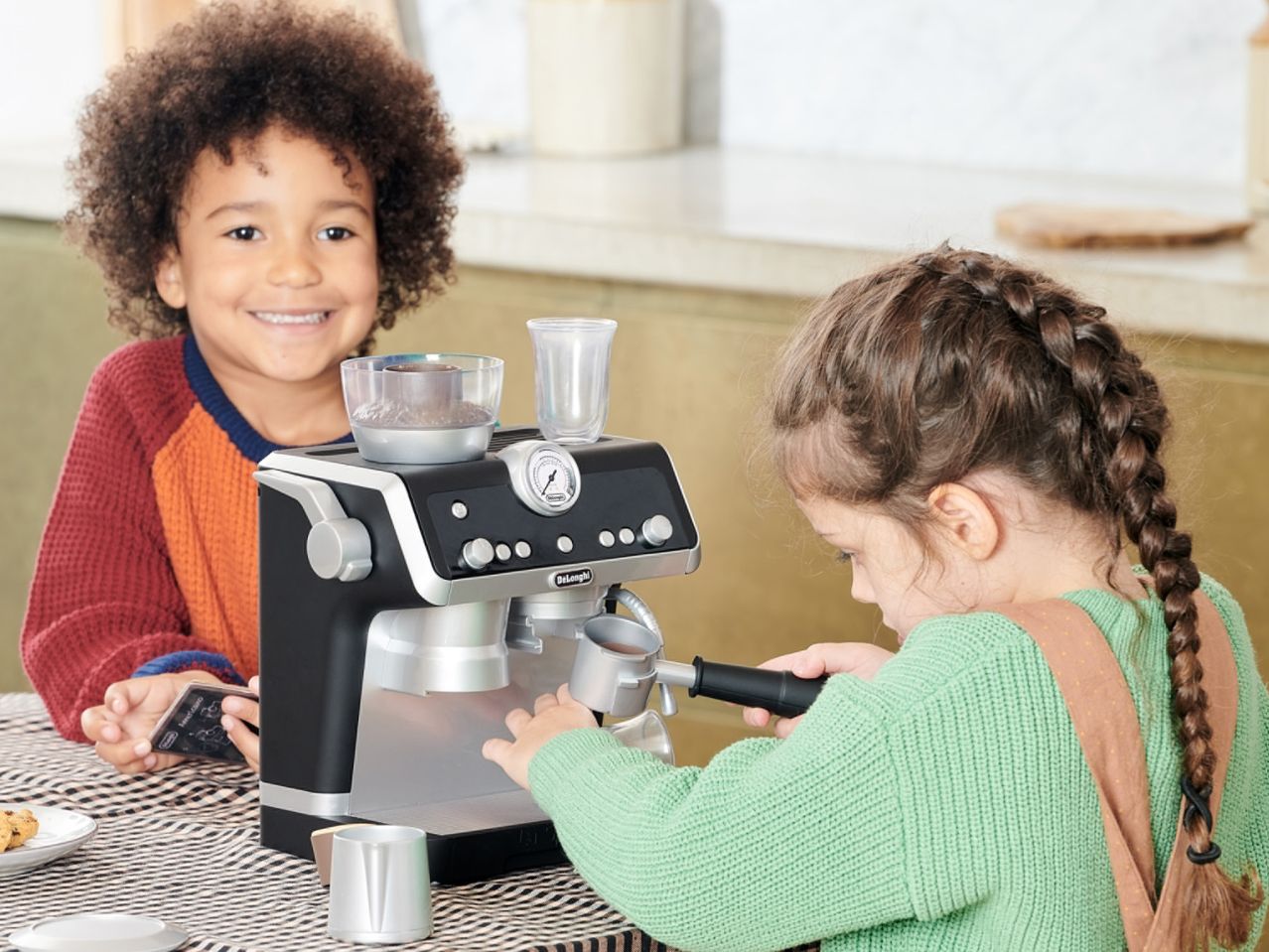 Go to full screen view: Toy Coffee Machine - Image 1