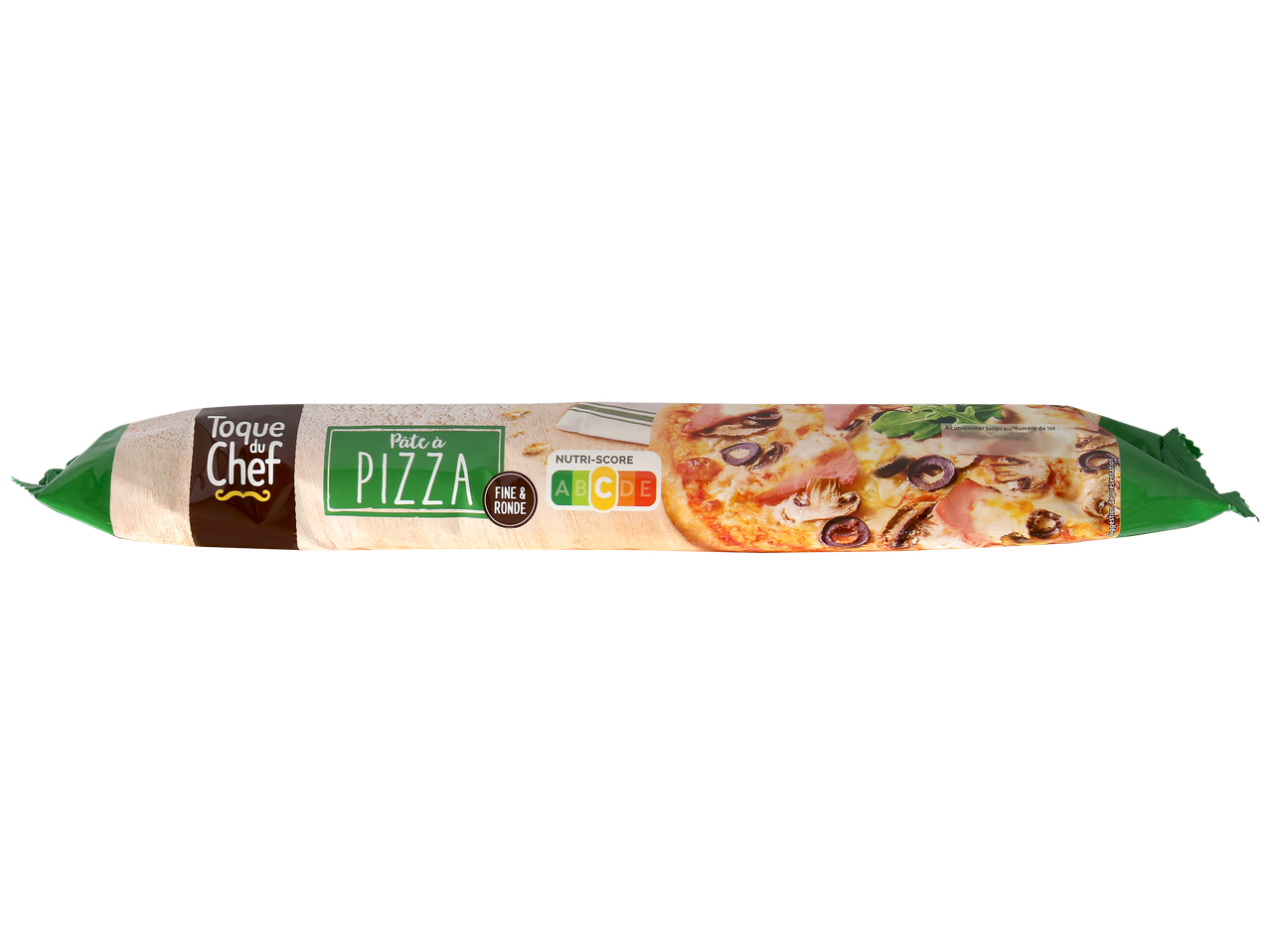 Emballage de pâte à pizza fine et ronde avec Nutri-Score A, garnie de jambon, champignons et olives.