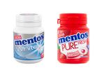 Twee potten Mentos kauwgom: White en Pure Fresh aardbeiensmaak.