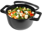 Panela de alumínio Silvercrest® com tampa e vegetais salteados