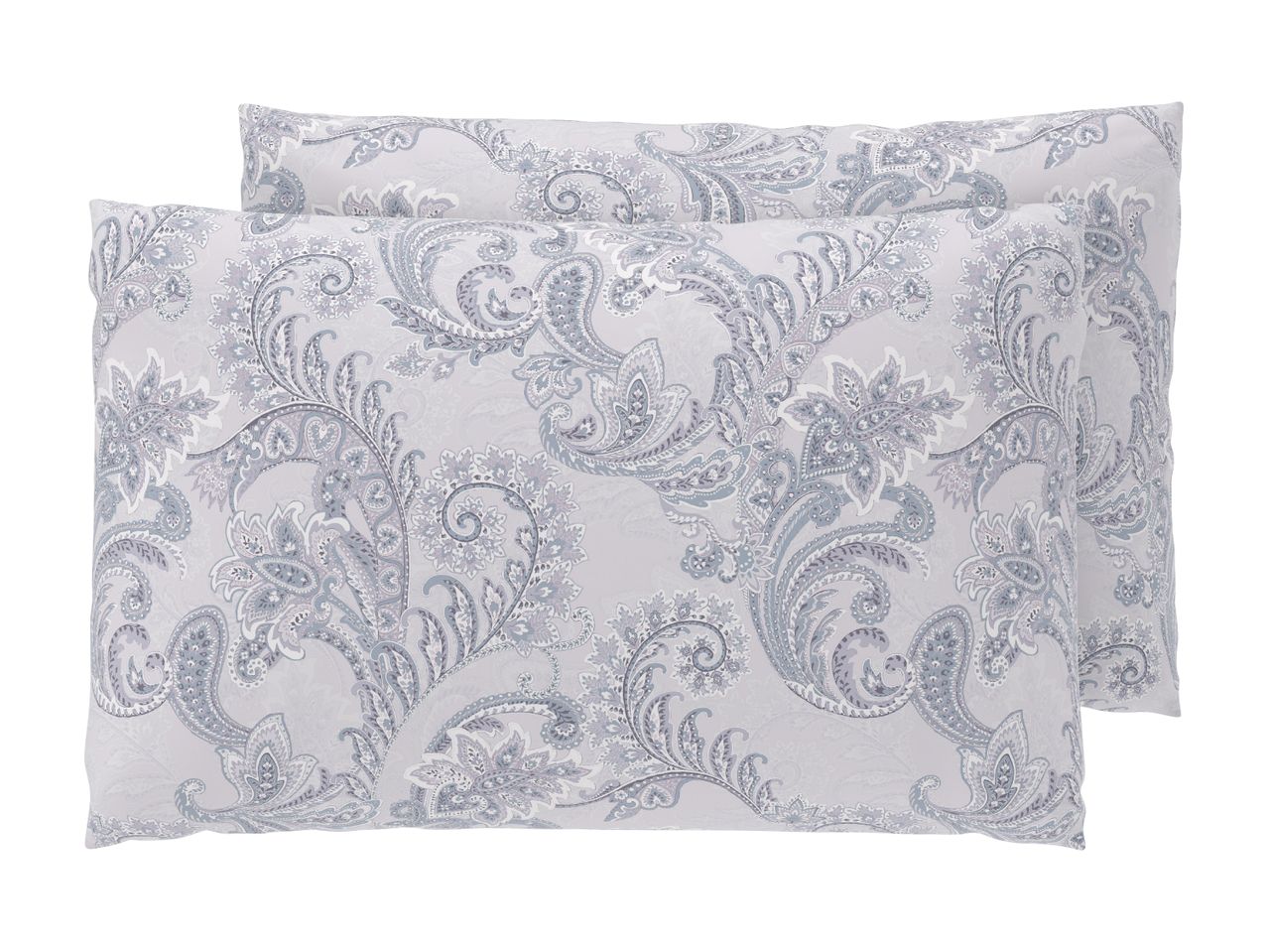 To puder med gråt og blåt paisley-mønster.