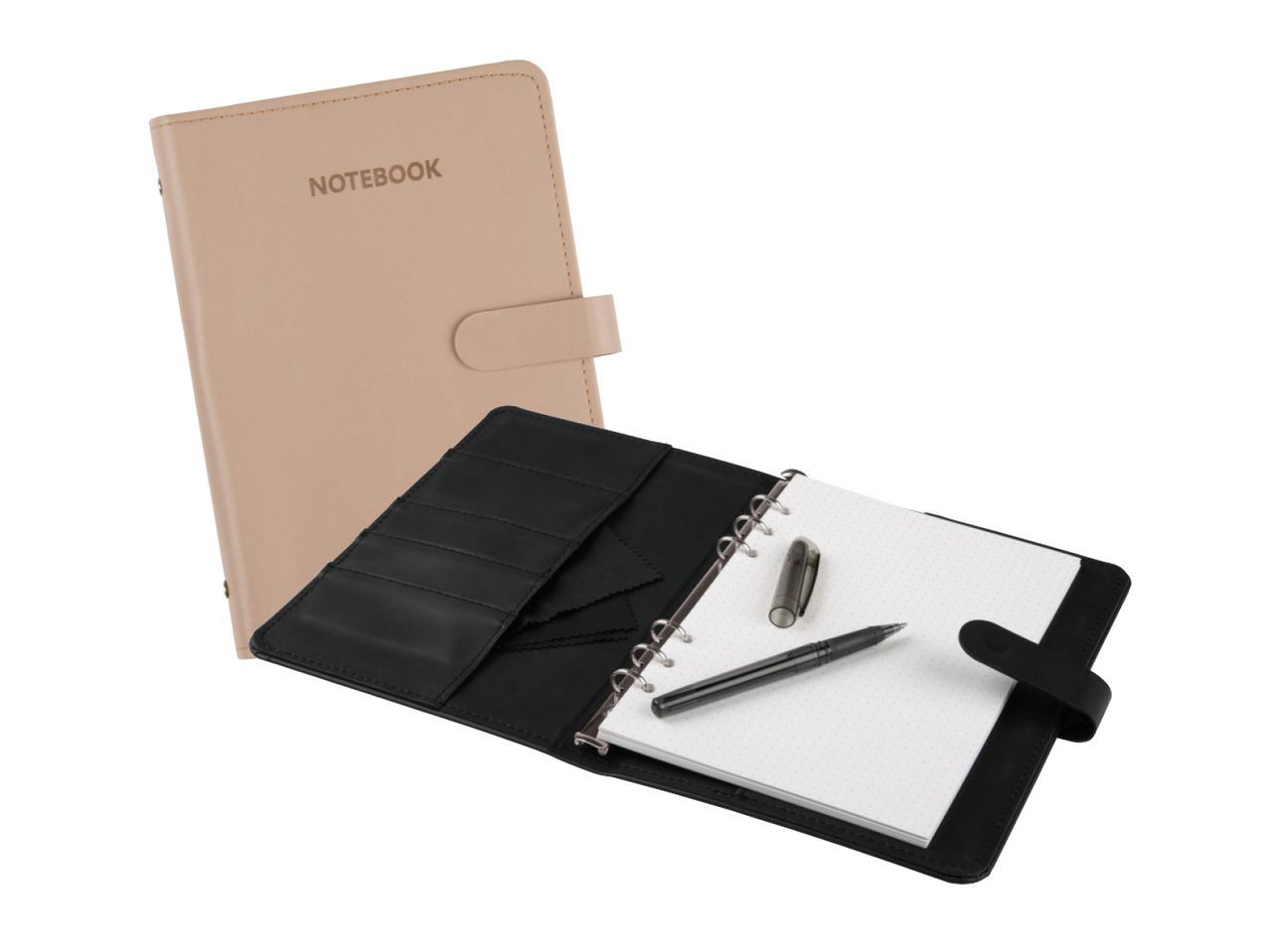 Bež bilježnica s natpisom 'NOTEBOOK' i otvoreni crni rokovnik s olovkom.