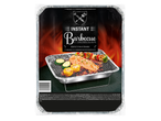 Wegwerpbarbecue: zalm, groenten en spiesjes.