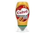 Mosterdsaus in een knijpfles met een afbeelding van een broodje worst met mosterd.