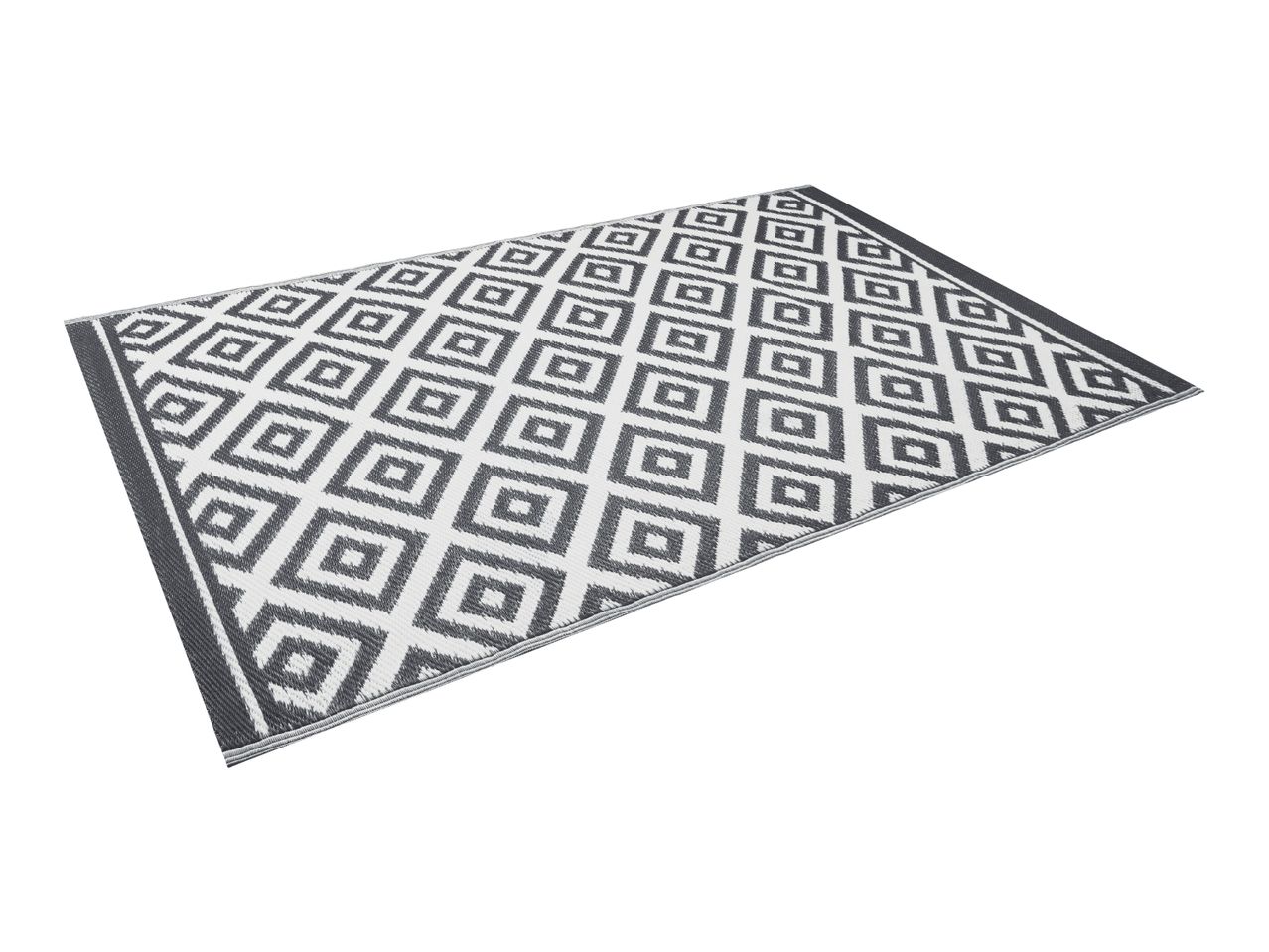 Grey and white geometric pattern outdoor rug