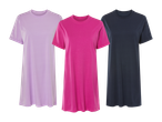 Tri ženske majice v vijolični, roza in temno modri barvi.