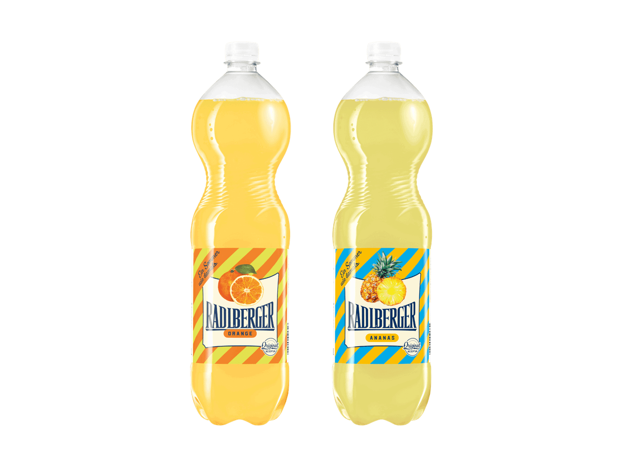 Zwei Radiberger Flaschen, eine mit Orangengeschmack und eine mit Ananassgeschmack.