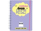 Lila diáknaptár 2025/2026-ra, „Csodás évem lesz!” felirattal és macska illusztrációval.