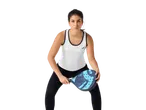 Vrouw in sportkleding met een Crivit padelracket.