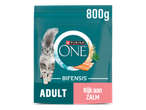 Zak kattenvoer voor volwassen katten, rijk aan zalm, 800g.