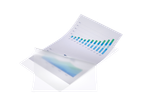 Um documento com gráficos de barras é protegido por uma capa transparente.