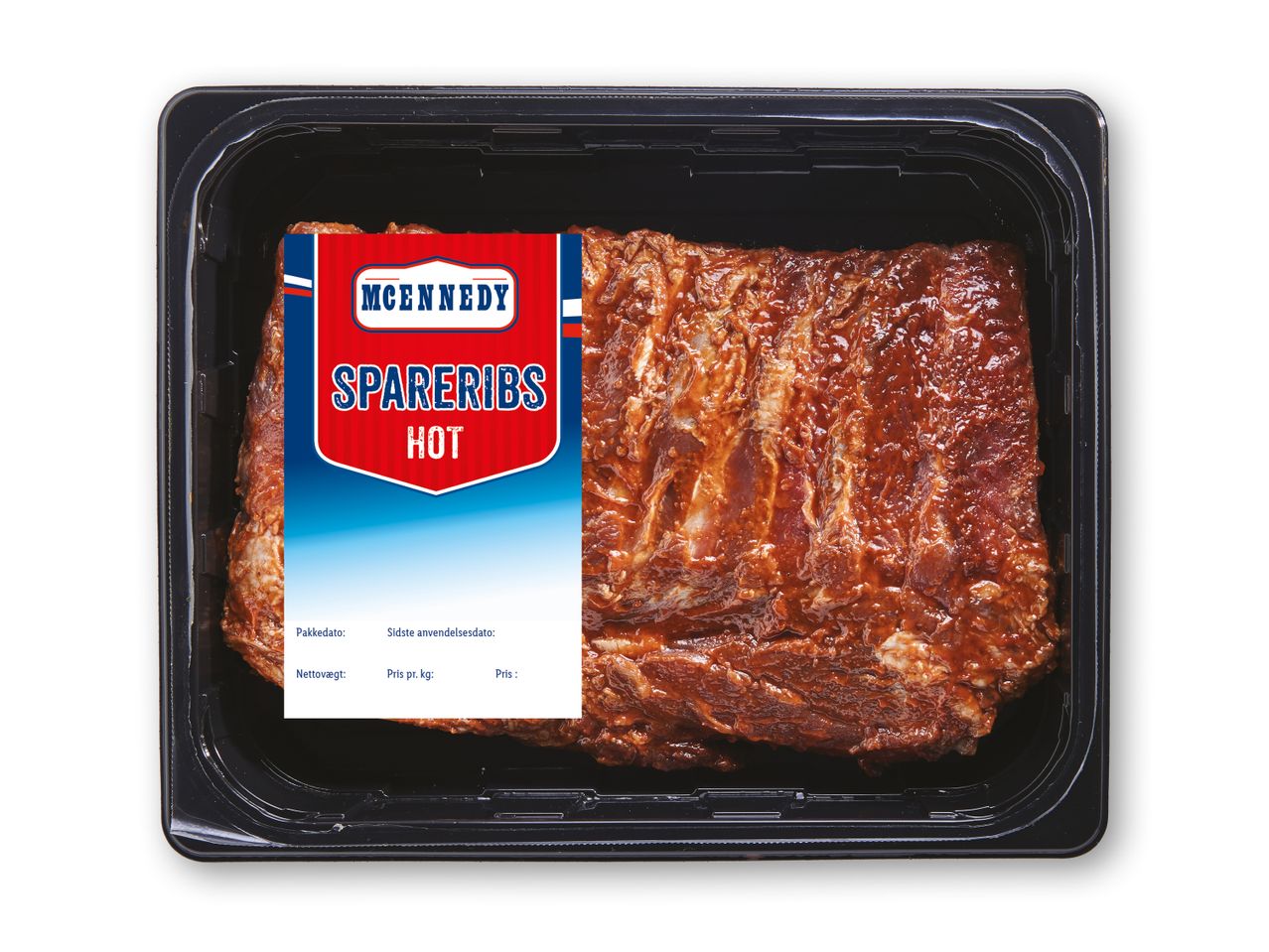 En pakke hotte spareribs med etiket, der viser pakkedato, holdbarhedsdato, nettovægt og pris.