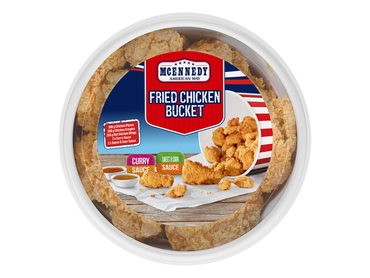 Seau de poulet frit avec morceaux de poulet, crispies, ailes de poulet et sauces.