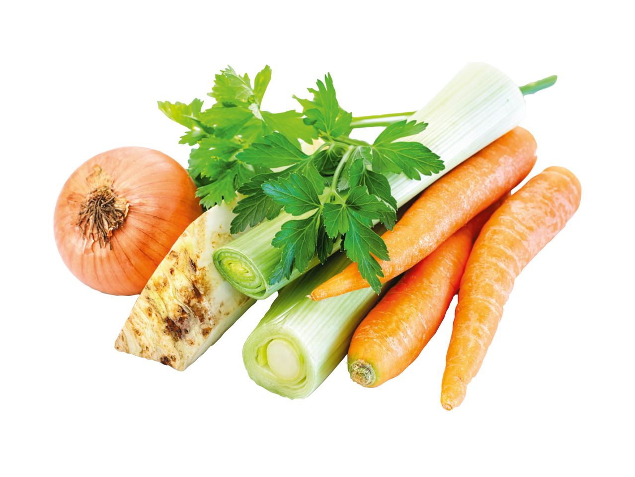 Svježe povrće za juhu: luk, celer, poriluk, mrkva i peršin.