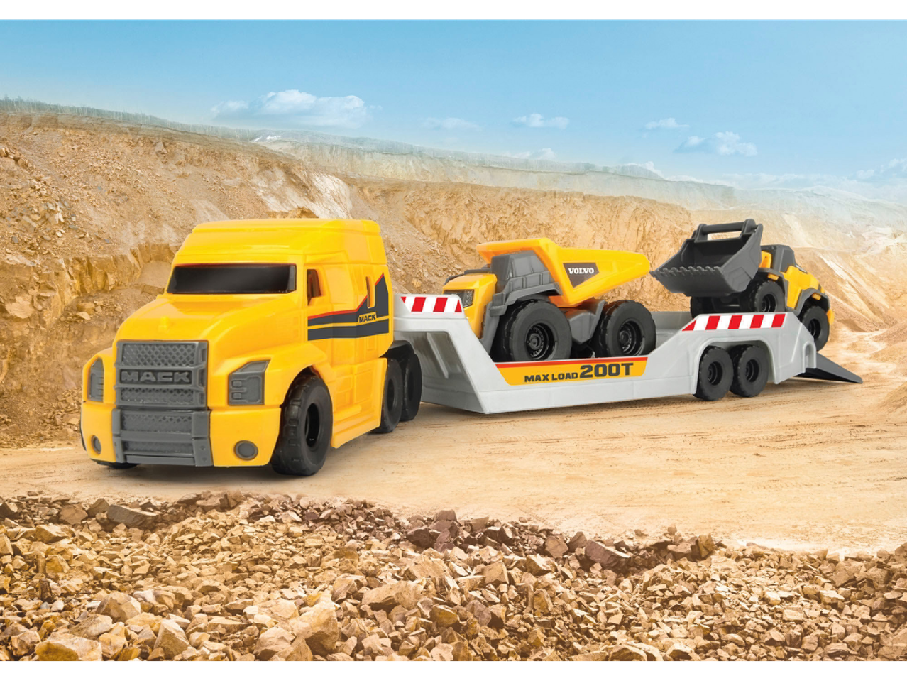 Играчка камион Dickie® с ремарке и строителни превозни средства Volvo в кариера.