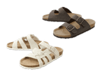 Zwei Paar Sandalen: braune Pantoletten und cremefarbene Riemchensandalen.